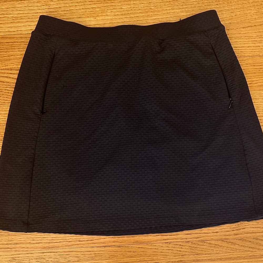 Chic Black Textured A-Line Skirt